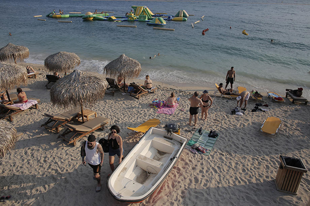 Шта ће бити са већ уплаћеним путовањима? За све резервисане аранжмане у Грчкој до 15. јула важи СЛЕДЕЋЕ ПРАВИЛО 